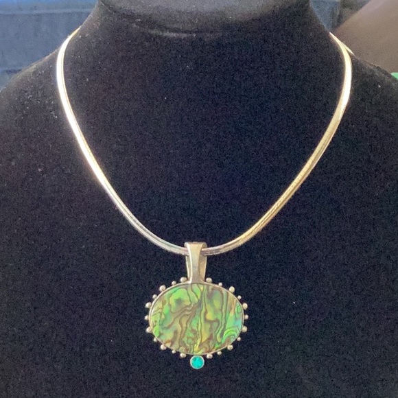 CHICO’S Abalone Oval Pendant Silver Tone - Picture 1 of 7